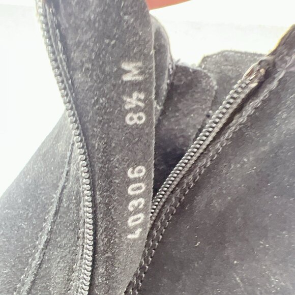 La Canadienne Waterproof Women's Saria Zip Up Ankle Boot Black Suede US 8.5 - Picture 11 of 11